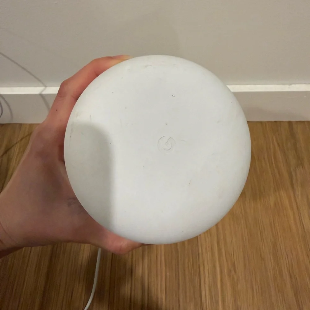 Google Nest Wi-Fi AC2200 Mesh System Router Coverage 2200 Sq Ft 1 Pack